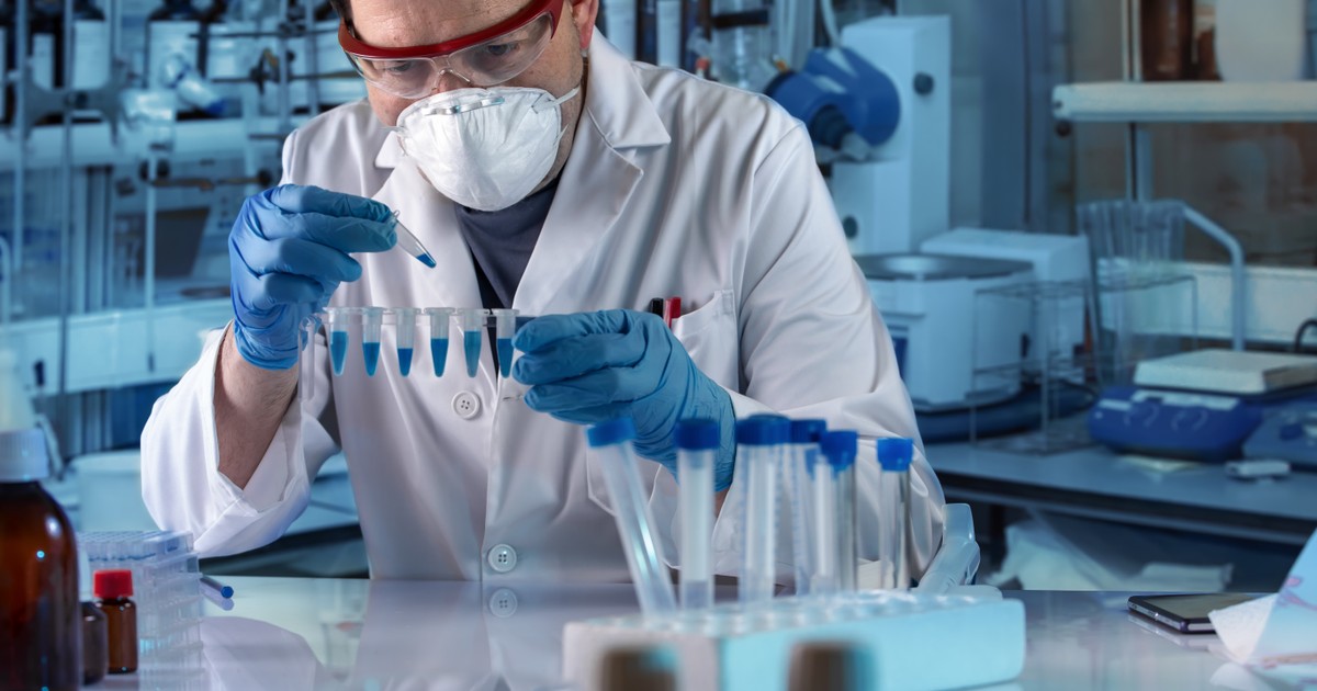 Ведущий ученый лаборатория. Лаборантская кабинета информатики. Рабочее место лаборанта. Мультимедиа в научных исследованиях. Стол лаборанта гистолога.